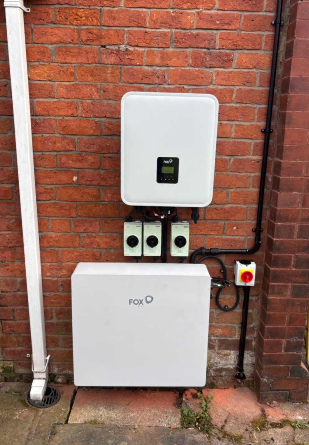 Fox ESS inverter and battery storage installation